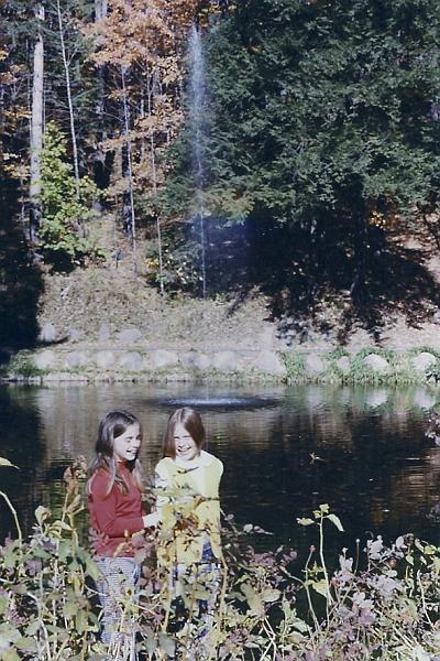 sc00030bc2.jpg - Pond in front of the Glen Iris Inn - Fall 1973