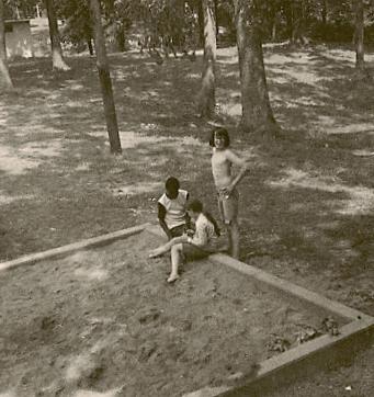 sc0001e335.jpg - Herbie, Kathy and Dan at the Park in Newton.